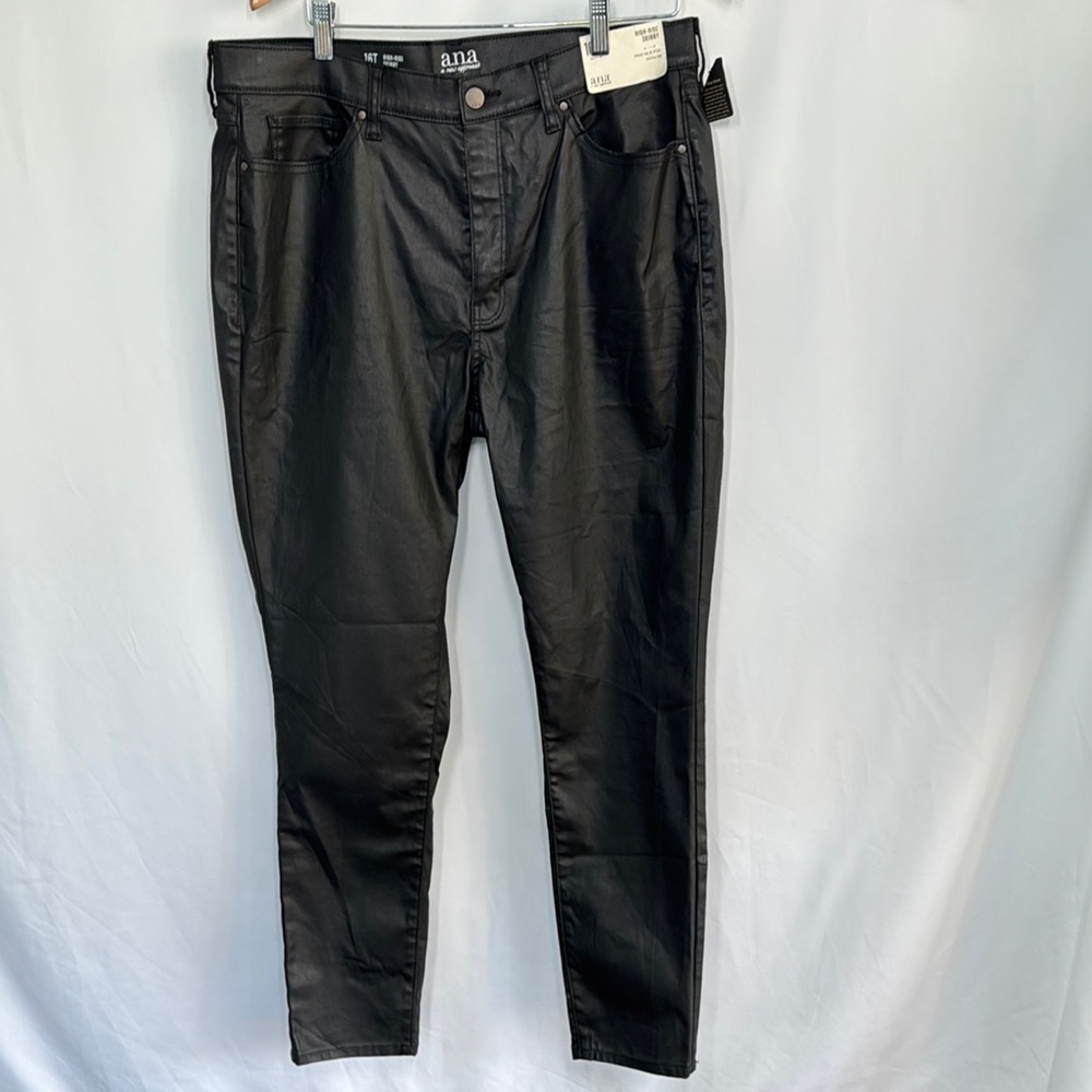 ❤️3/$30 a.n.a High Rise Skinny Dark Rinse Denim Jeans NWT - Picture 1 of 12